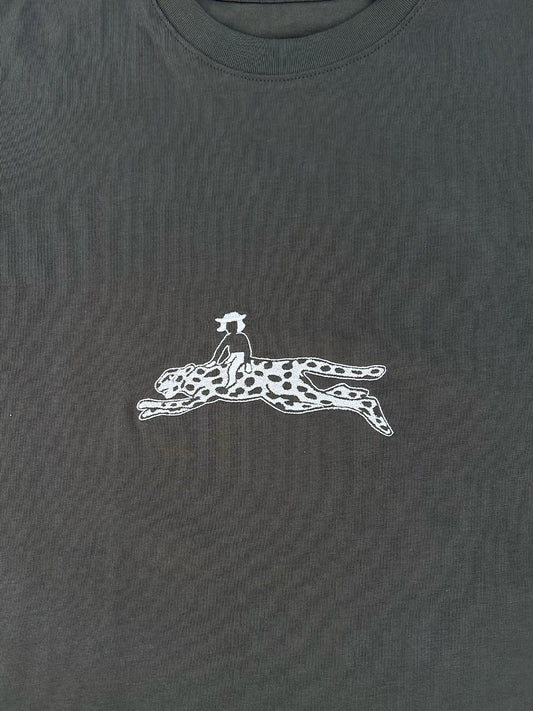 DOUBLE-SLEEVED T-SHIRT WITH CHEETAH EMBROIDERY
