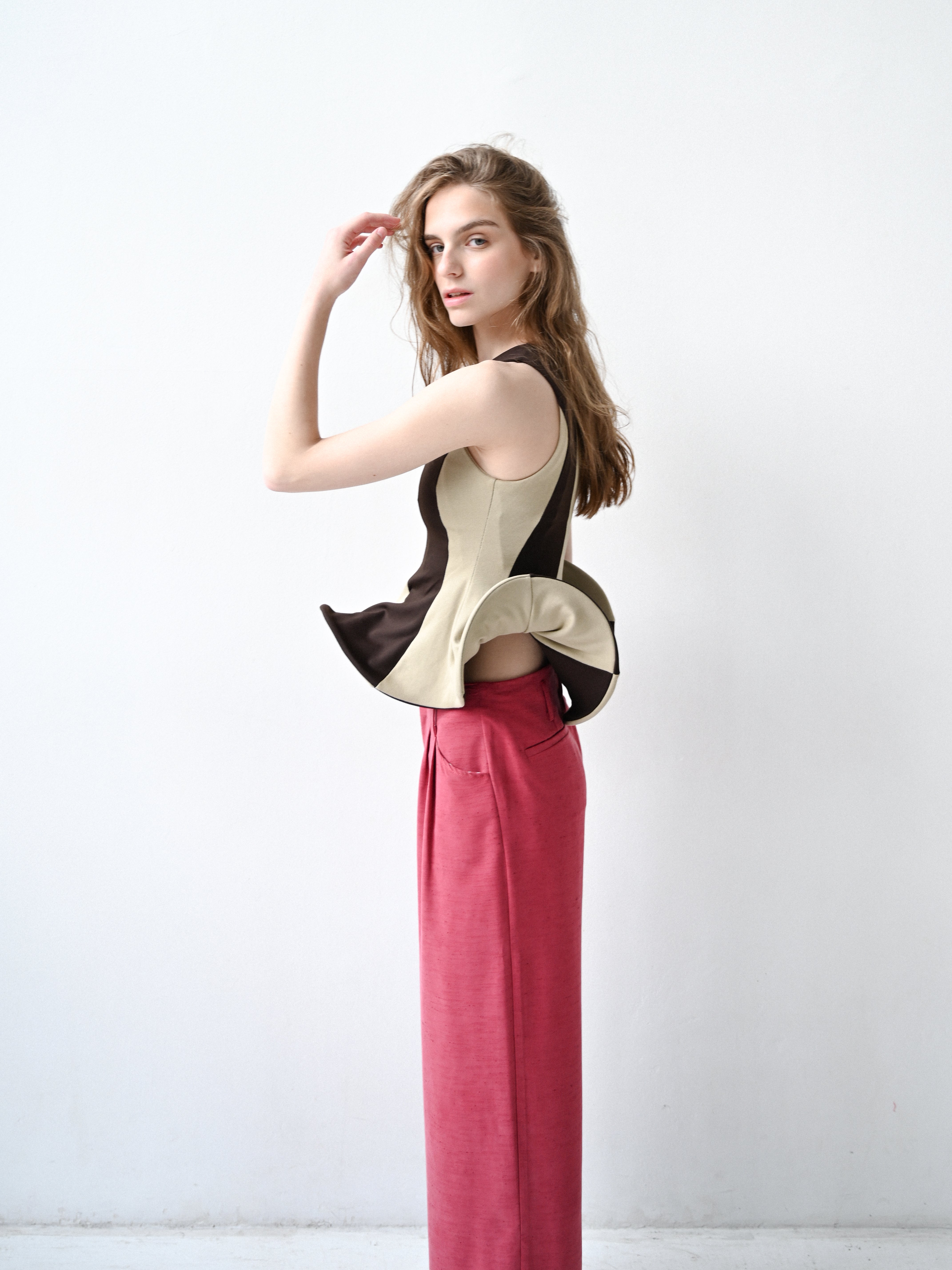 Item 26-0011 / Dalì Top