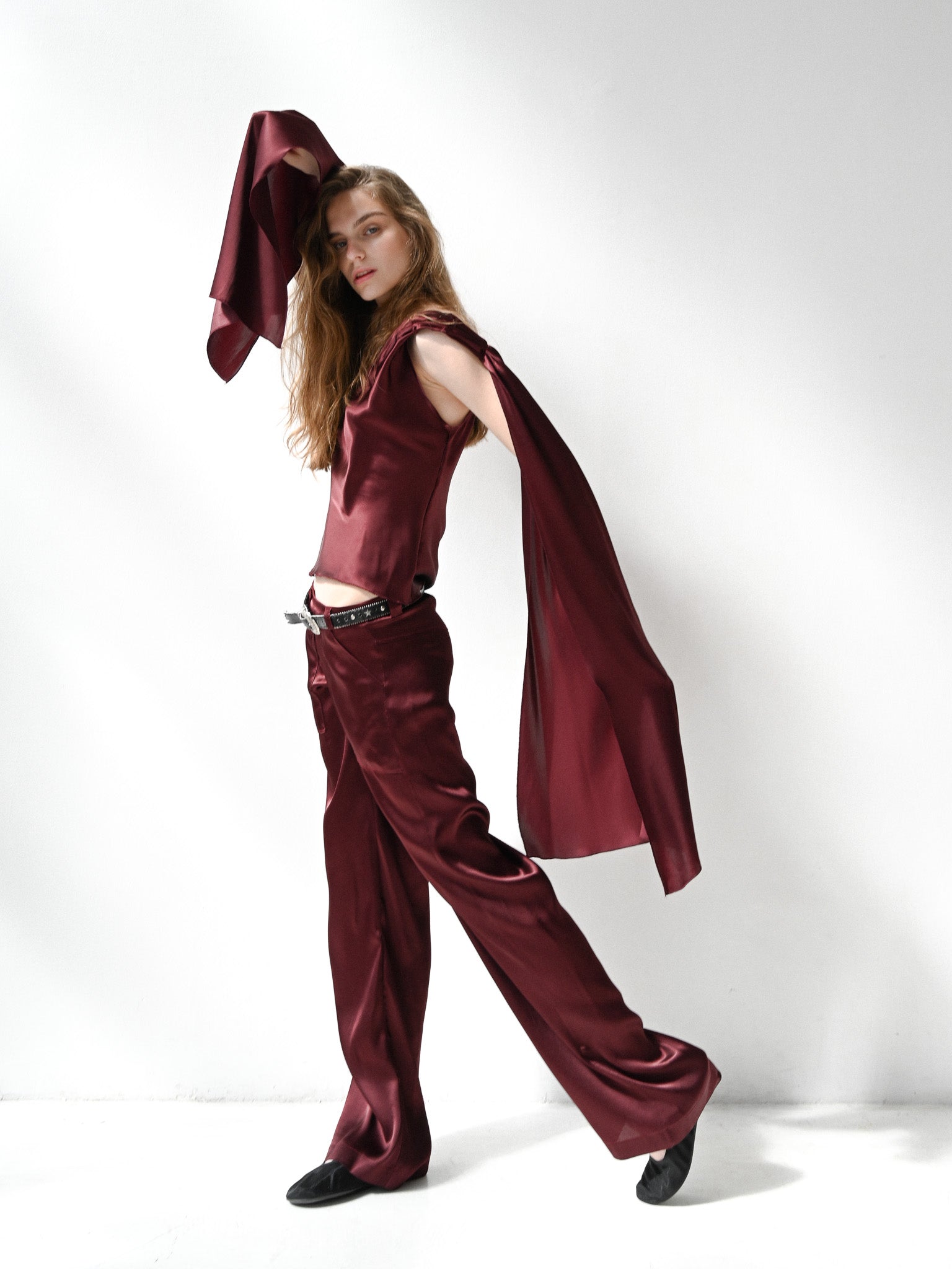 Item 26-0012 / Noa Trousers IV (Burgundy)