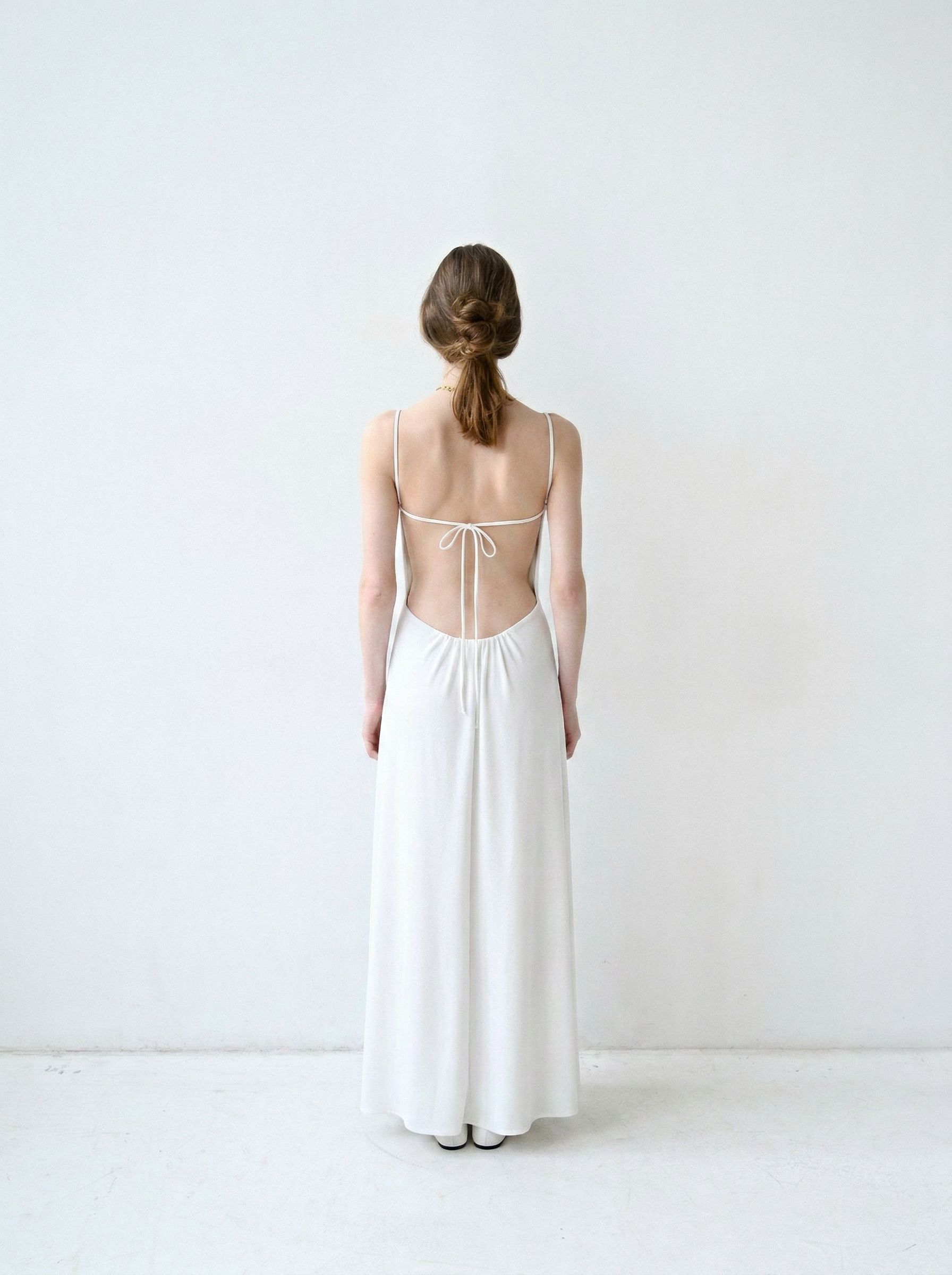 Item 26-0019 / Brigitte Dress II (White)