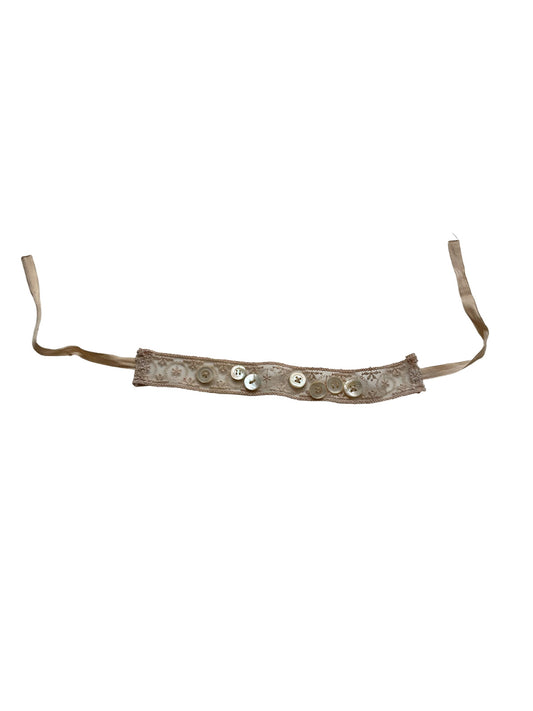 <Item 0004> Grace Chocker
