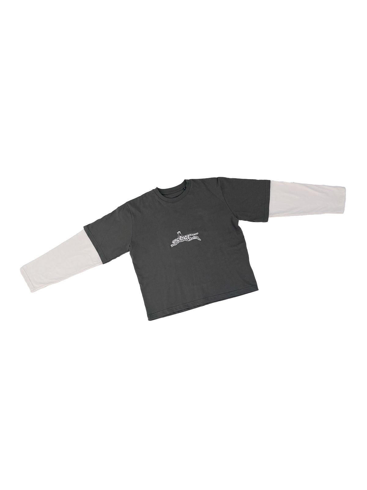 DOUBLE-SLEEVED T-SHIRT WITH CHEETAH EMBROIDERY